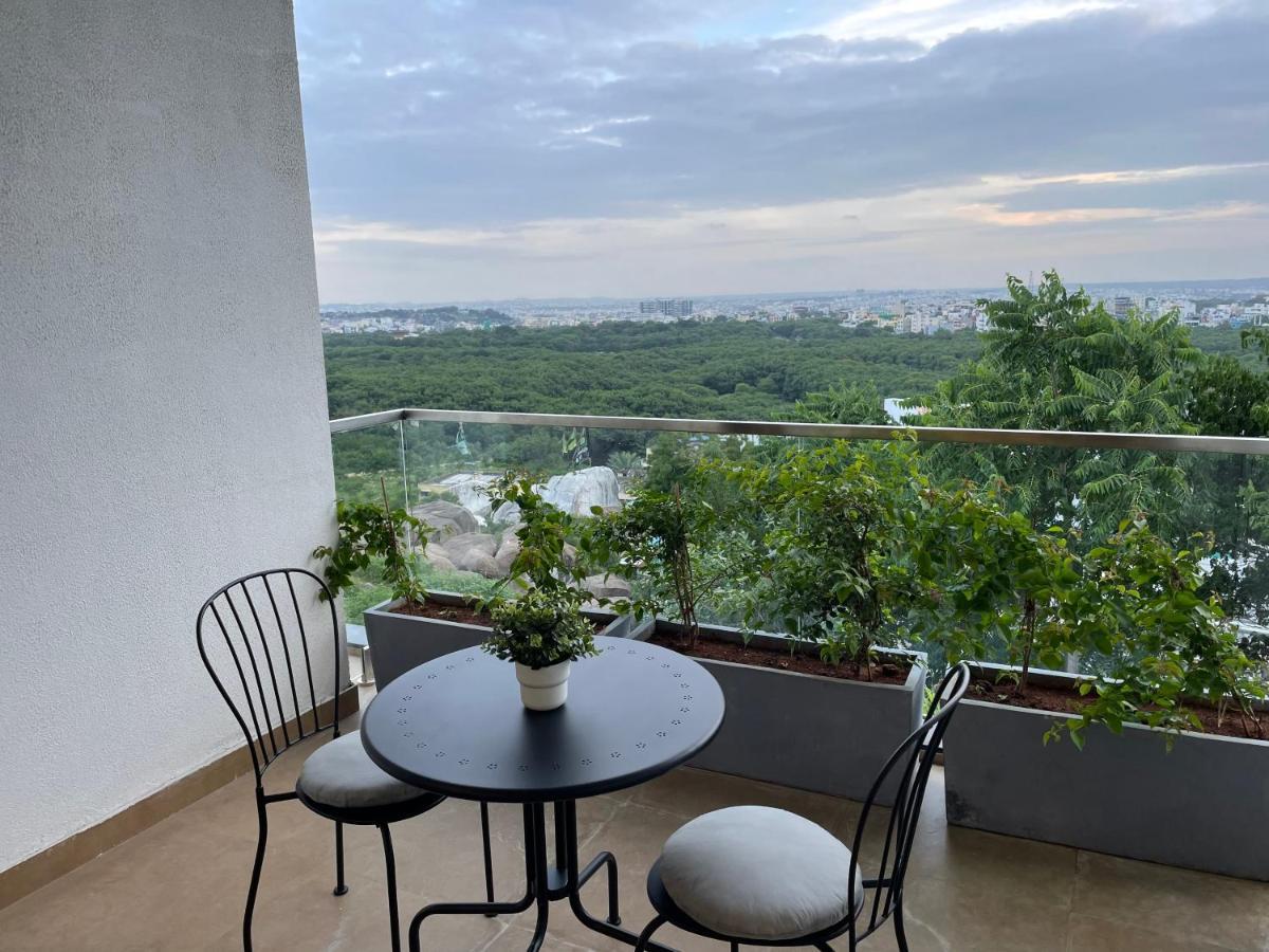 Bridge Service Apartment Hyderabad Eksteriør bilde
