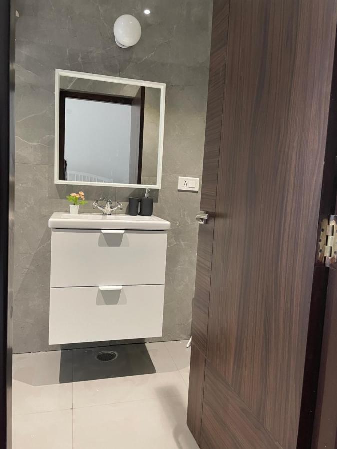 Bridge Service Apartment Hyderabad Eksteriør bilde